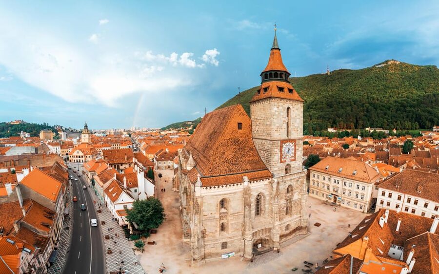 Bucharest : Peles Castle, Dracula's Castle & Brasov Day Trip - Bran Castle: Dracula’s setting plus a real medieval fortress