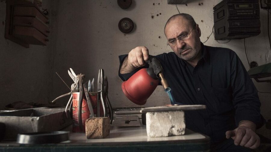 Bucharest: Real Roma Community - Crafting Workshop - What You Learn About The Roma Minority In Romania (And Why It Matters)