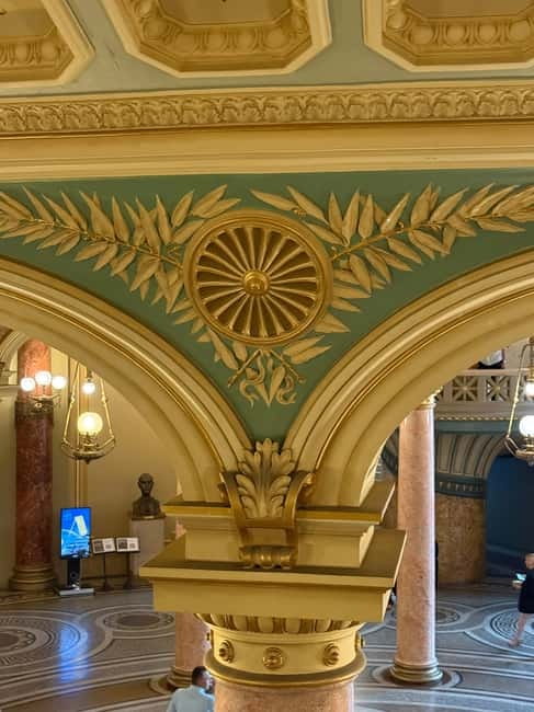 Bucharest: Romanian Athenaeum Guided Tour - Price and value for a 1.5 to 2 hour private tour
