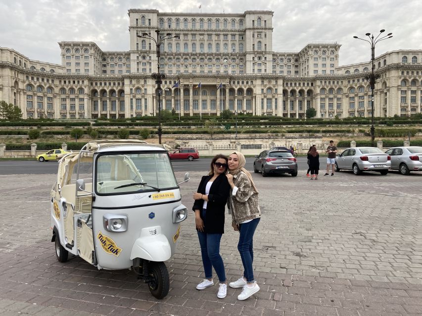 Bucharest: Romantic Tuk Tuk Tour with miniBAR - Champs-Elysees of Bucharest: fountains and a closer look at the center
