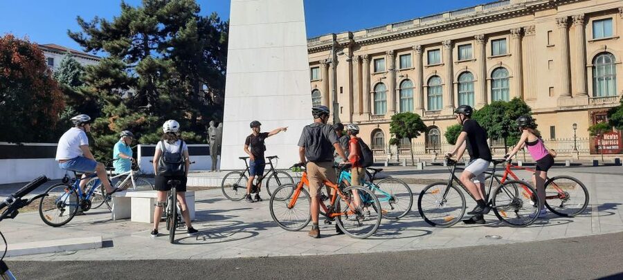 Bucharest Sightseeing Tour - What the guide experience adds (and why I liked it)