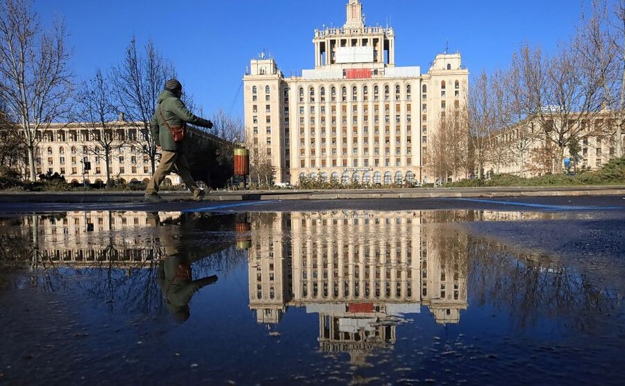 Bucharest Sightseeing Tour - Lipscani Old Districts: Merchant Life in What’s Left