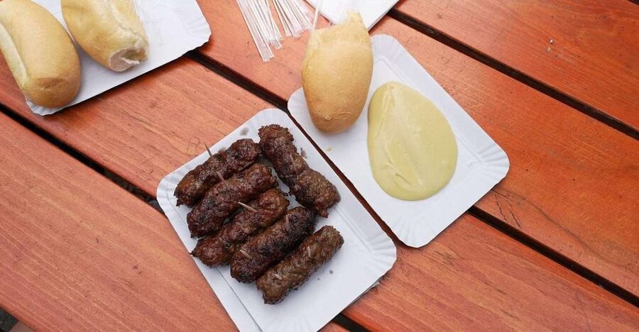 Bucharest: Street Food Tour with a Local Guide - The tram ride to Obor Market: short ride, big atmosphere