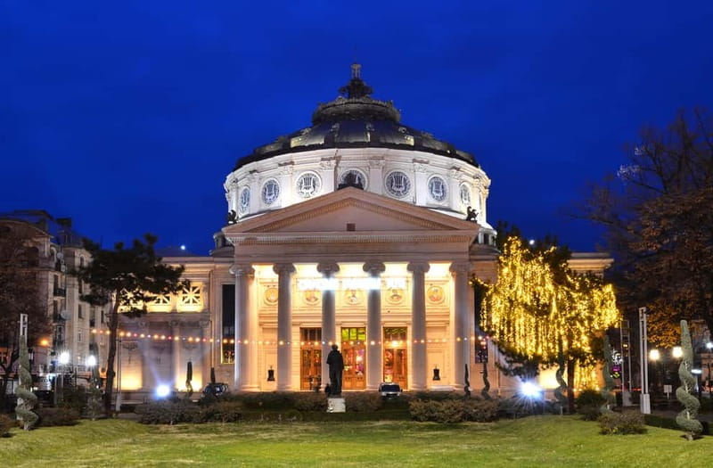 Bucharest: The Italian emigration in Romania - Crossing the Dambovita River to the Palace of Justice Area