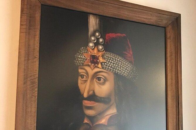 Bucharest to Dracula Castle, Peles Castle and Brasov Guided Tour - Brasov walking tour: Black Church, watch towers, and Saxon street magic