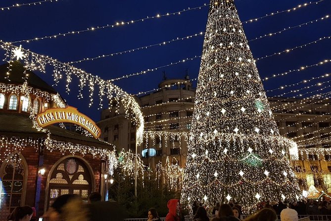 Bucharest: Tour of Christmas traditions & decorations - Stop 4: Constitution Square and the Palace of Parliament market