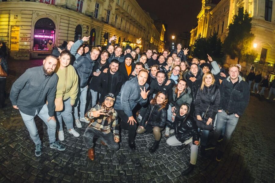 Bucharest: Weekend Pub Crawl - Meeting points on Lipscani and Independenței, and why they matter