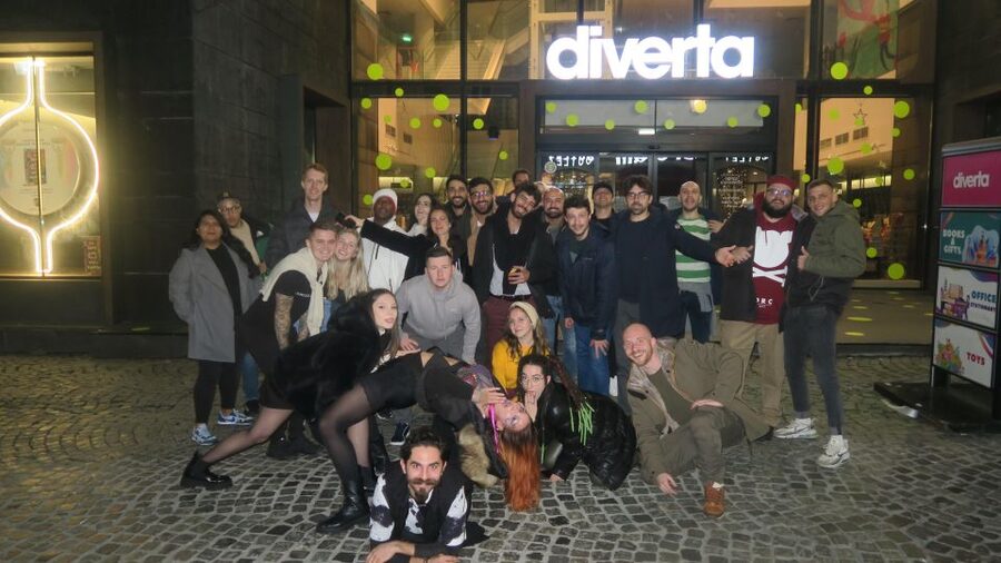 Bucharest: Weekend Pub Crawl - The 1-hour workshop: the part that makes the rest easier