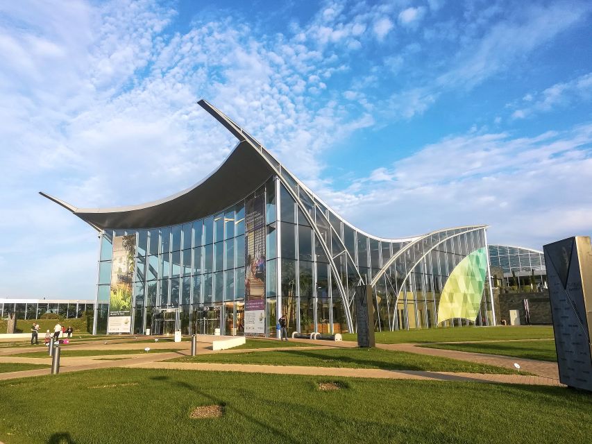 Bucuresti: Therme Bucharest Evening Entry Ticket & Transfer - Pickup from central Bucharest: two meeting points that do not change