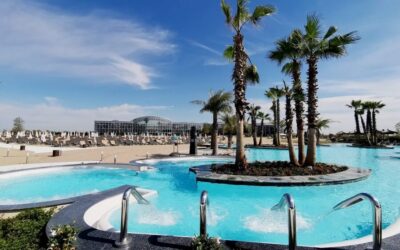 Bucuresti: Therme Bucharest Evening Entry Ticket & Transfer