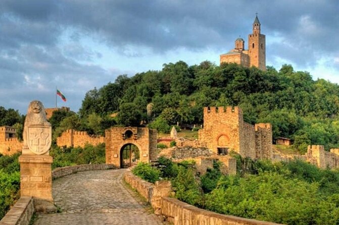 Bulgaria -Private Tour- Basarbovo, Arbanasi, Veliko Tarnovo - Samovodska Charshiya: an artisan street that still feels lived in