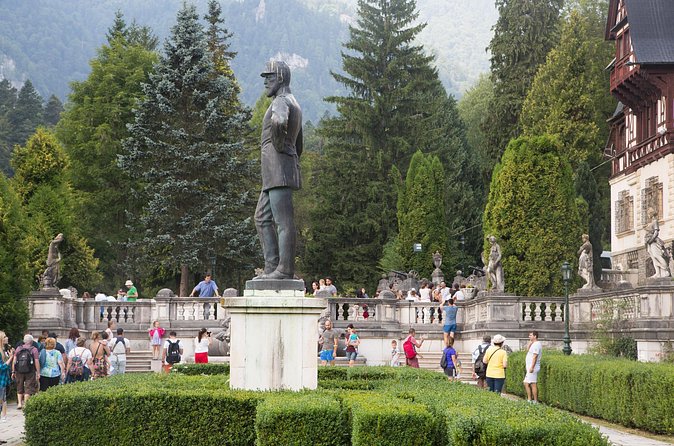 Count Dracula & Peles Castle in One Day from Bucharest - Timing and pacing in an 8 to 10 hour schedule