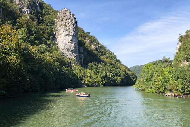 Danube Gorge & Banat Waterfalls - Veterani cave and Ponicova cave: short time, real wow factor