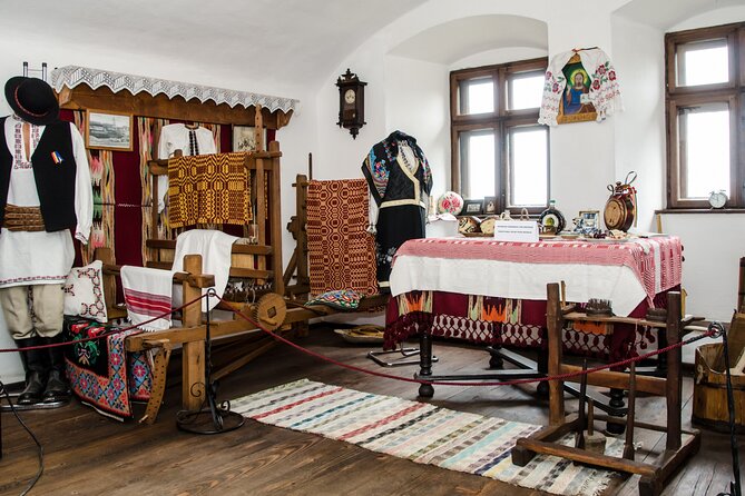 Day Trip Bear Sanctuary, Bran Castle, Rasnov Fortress from Brasov - Who this tour is best for