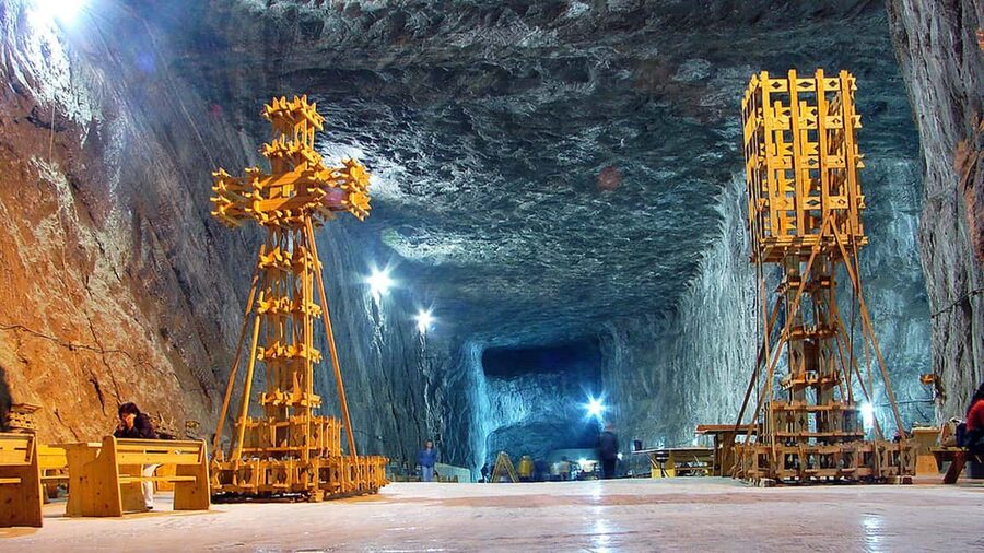 Day Trip Bucharest to Slanic Prahova Salt Mine - The Prahova Valley drive: comfort, views, and real timing