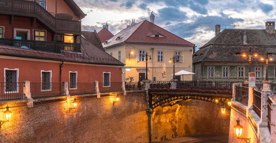 Discover Transylvania: Peles, Bran, Sighisoara in 2 days - Bran Castle: Dracula lore with the facts stated clearly