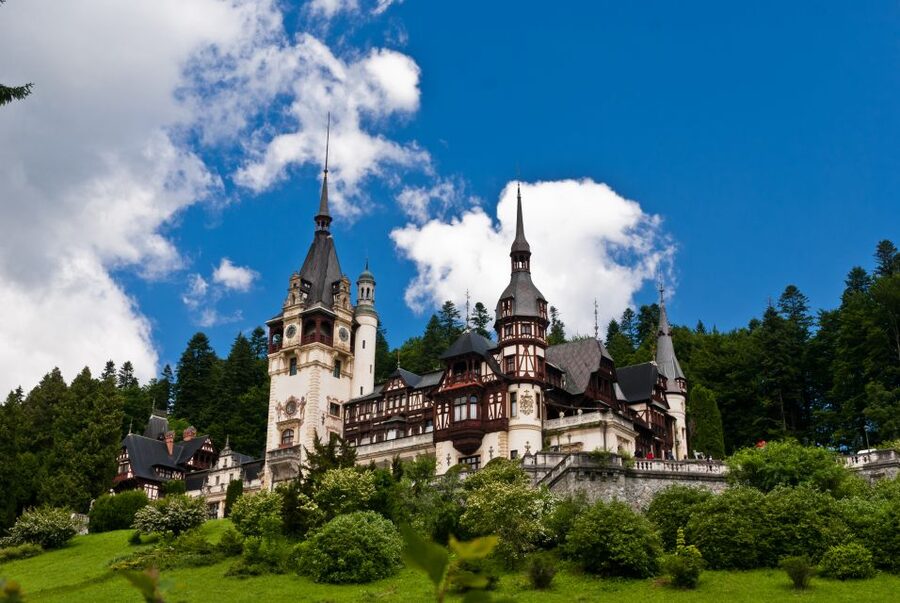Discover Transylvania: Peles, Bran, Sighisoara in 2 days - Rupea and Prejmer vs Transfagarasan Road: your seasonal choice