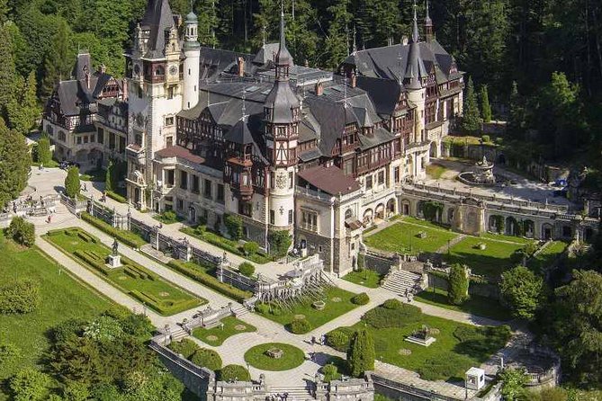 Dracula and Peles Castles Premium Tour with Hotel pick-up - Guides, small-group comfort, and why it matters on a long day