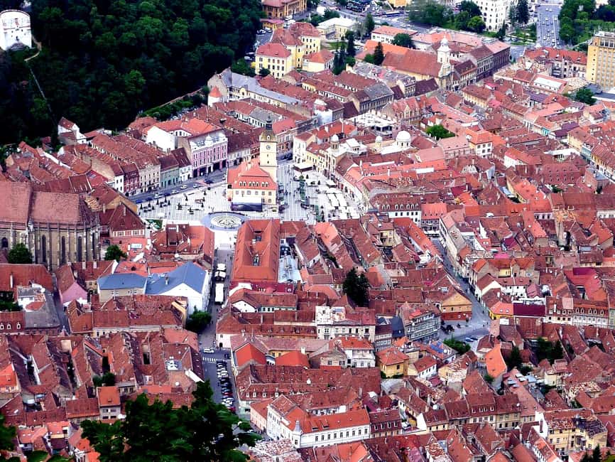 Dracula Castle, Peles and Brasov, 1-day tour from Bucharest - What to pack for this 12-hour castle and old-town day