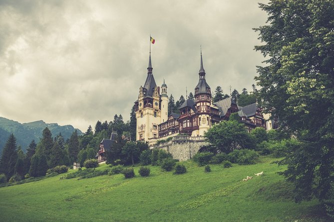 DRACULA CITY BREAK Bran Castle, Peles Castle Sinaia, Brasov City - Airport transfers, timing, and what to pack for this route