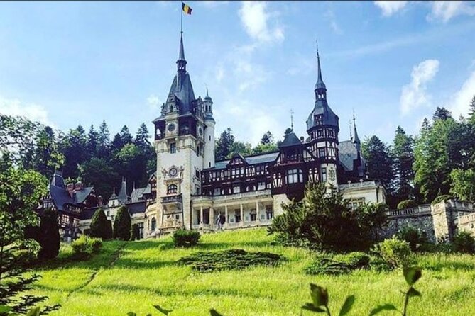 Dracula's Castle -Private Tour- with Brașov City and Peleș Castle - Guides who pace it well, and why that changes everything