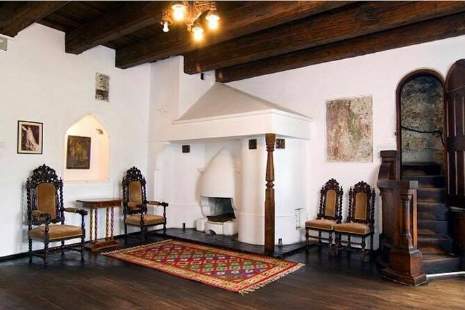Dracula's Castle - Private Tour with Peleș Castle and Brașov city - Brasov Historical Center: German Medieval Charm and Piața Sfatului Watching