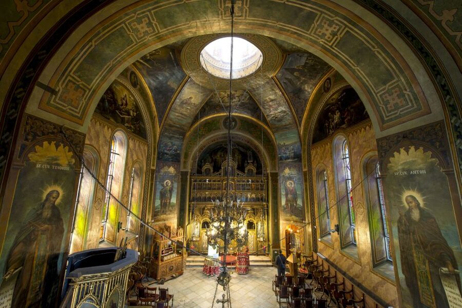 Eastern Orthodox Church Art in Bucharest - Key things to know before you go