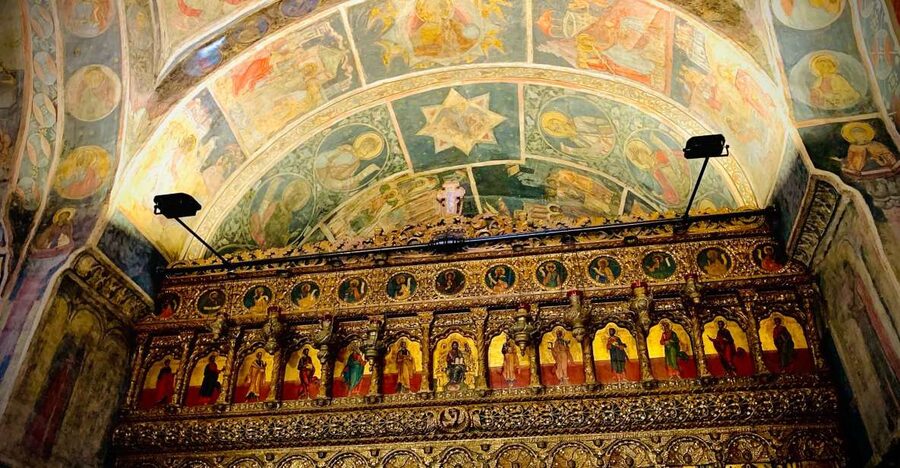 Eastern Orthodox Church Art in Bucharest - Eastern Orthodox church art in Bucharest: what you’re really seeing