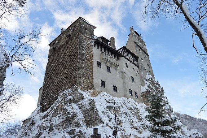 Exclusive Tour: Bran Castle, Brasov and Rasnov fortress from Sibiu - Rasnov Citadel: panoramic views, renovation limits, and getting up the hill