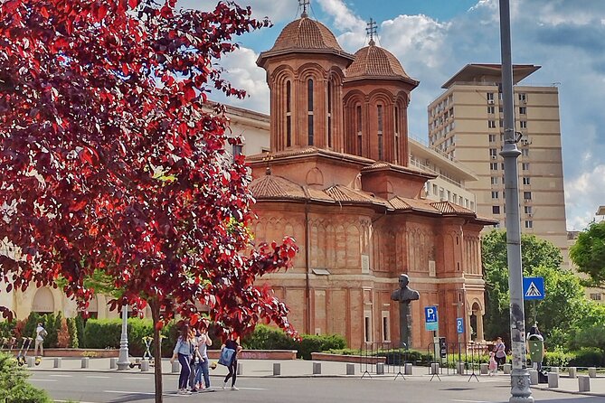 Footprints of Bucharest: History, Communism & Urban Tales - What you will learn, and why the guides matter