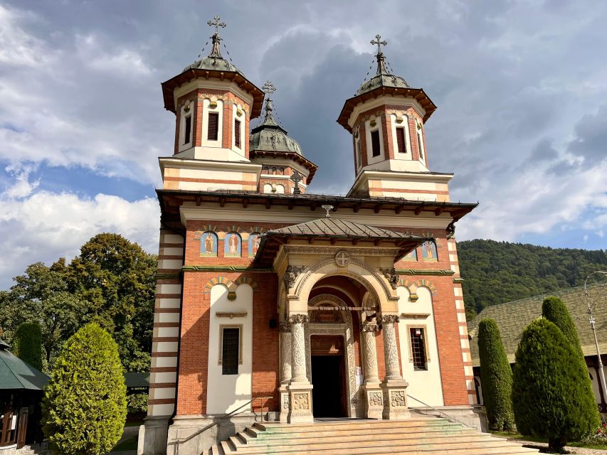 From Brasov: Tour of Castles and Surrounding Area - Starting in Brasov: where the day actually begins
