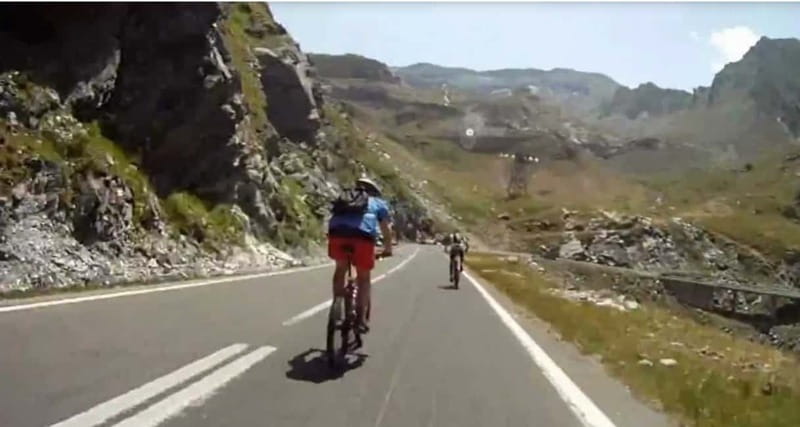 From Brasov : Transfagarasan and Balea Lake Ebike tour - Getting from Brasov to Balea Waterfall feels like part of the trip