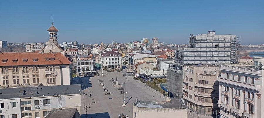 From Bucharest: Black Sea Constanța Day Tour - Mamaia Beach time: swimming and Black Sea breaks that feel like a vacation