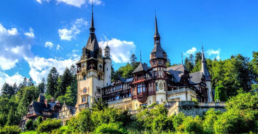 From Bucharest: Day Trip to Dracula and Peles Castle - Timing, Pacing, and When Traffic Changes Everything