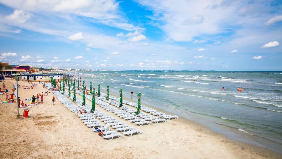 From Bucharest: Full-Day History, Sun & Fun at the Black Sea - Mamaia Beach Resort: your sun and sand reset on the Black Sea