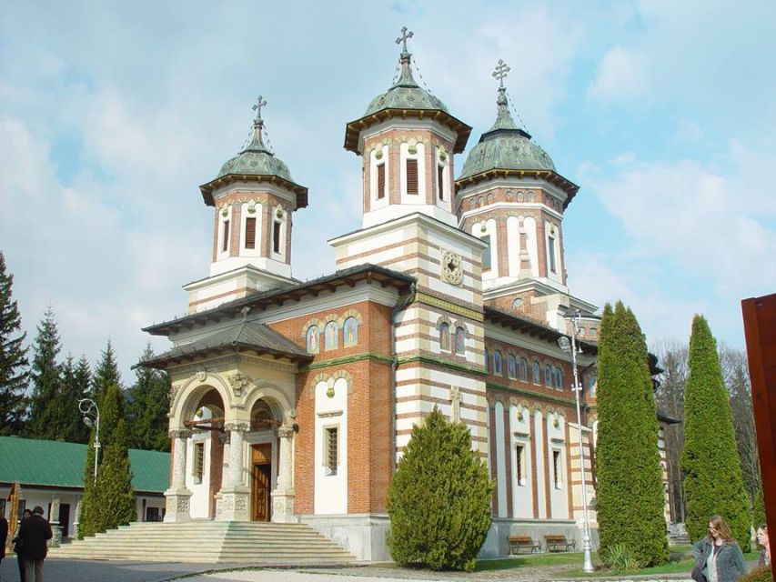 From Bucharest: Full-Day Private Dracula Tour - Brasov County Choice at the End: Brasov Center or Dambovicioara Cave
