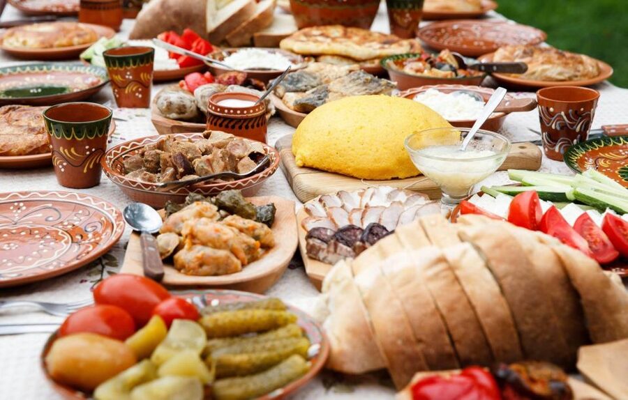From Bucharest: Sinaia Full-Day Tour - Who this tour suits best in real life