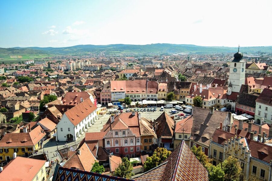 From Bucharest: Unravel Medieval Transylvania in 3-Day Tour - Day 1: Curtea de Argeș Monastery, Cozia Monastery, and Sibiu’s medieval streets