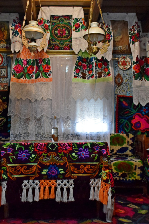 From Cluj-Napoca: Maramures Day Tour - Lunch With a Village Family, Where the Day Feels Real