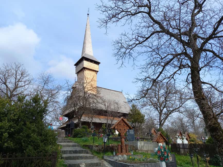 From Sighetu Marmatiei: Maramures guided tour - Key highlights at a glance