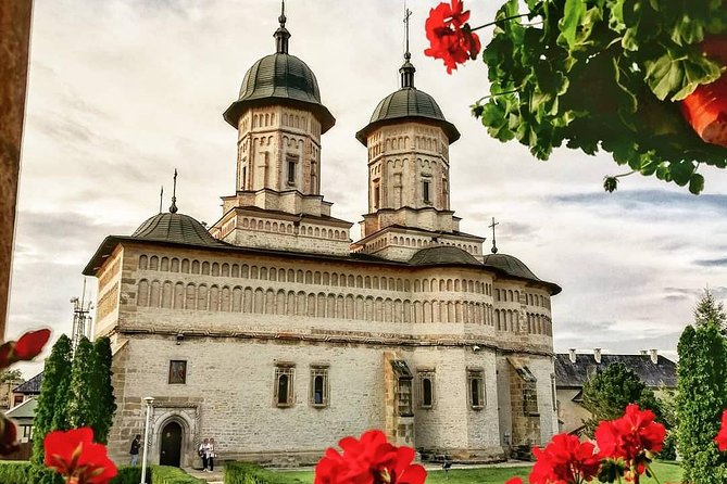 Iasi City Tour - National Theatre Vasile Alecsandri: a ticketed highlight worth the time