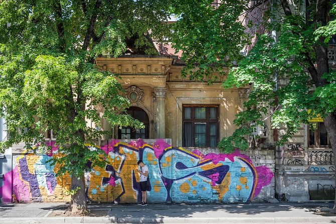 Instahood Stories - The guide factor, from Mircea’s storytelling to careful small details