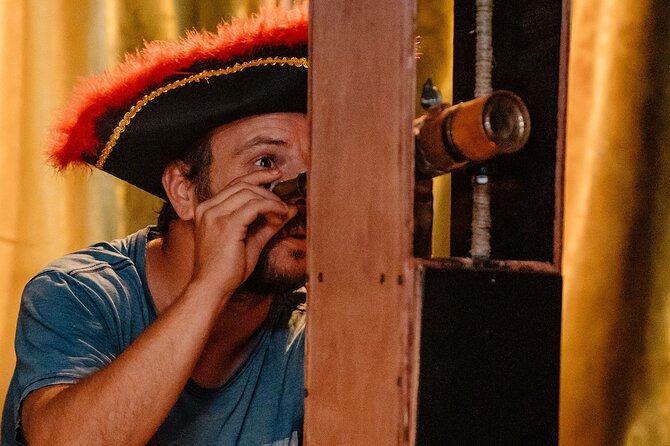 Legend of Skull Island Immersive Escape Room Experience - Why this pirate room in Brasov feels like a real Captain Skag set
