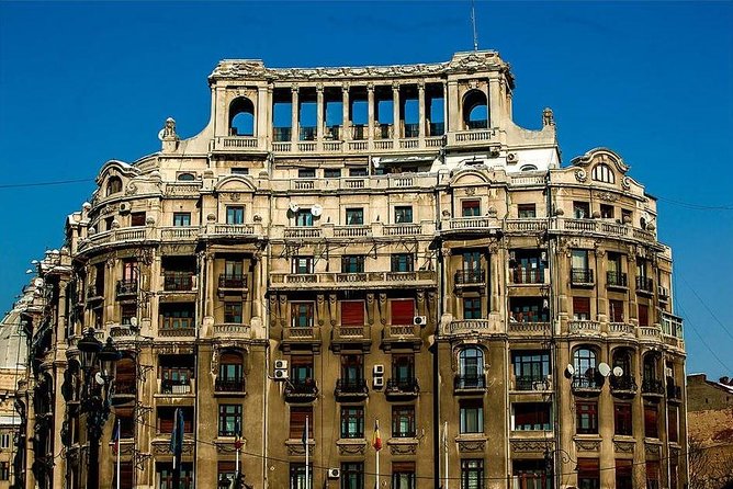 Life under Communism - Piața Revoluției: the fall of Ceaușescu in the place it happened