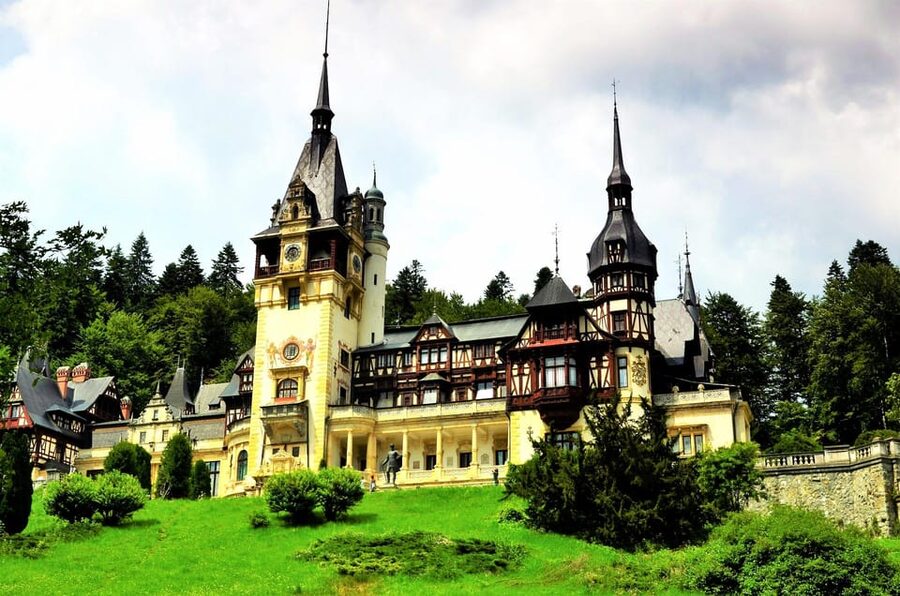 Minivan 8 Places : Dracula Castle, Peles, & Brasov Day Tour - Peles Castle in the Carpathians, Royal Rooms and Stained Glass You Can Actually See