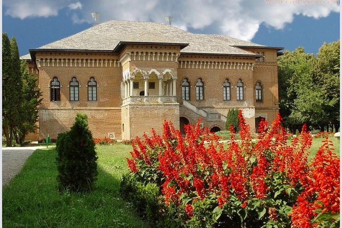 Mogosoaia Palace & Snagov Monastery: Private tour from Bucharest - Stop 1: Mogosoaia Palace Grounds, Views, and the Museum Add-On