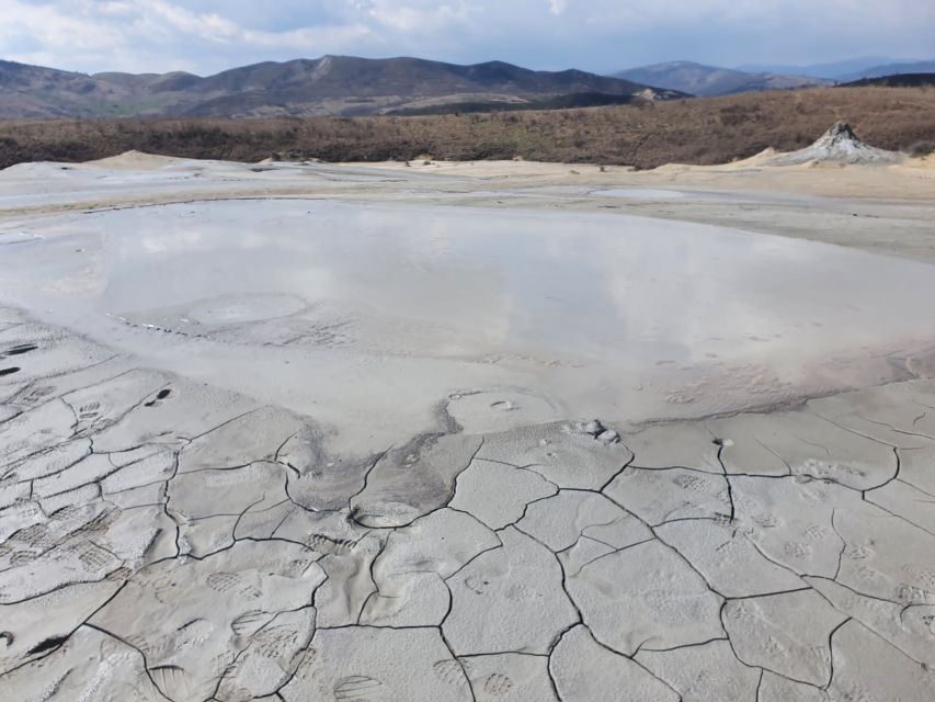 Muddy Volcanoes and Salt Mine Private Tour - What to pack so you actually enjoy the stops