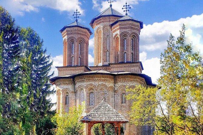 Mystical Monasteries, Dracula's Tomb and Mogosoaia Lake Palace - Private Tour - Private pickup, a real driver, and language help that matters