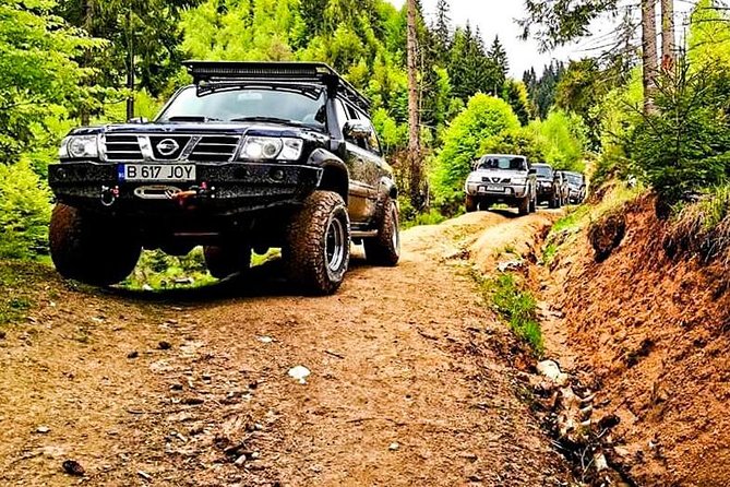 Off Road Adventures in Wild Carpathians - 5 Days - Day 1 in the Bucegi Mountains: Bolboci Lake and Podu cu Florile Peak views