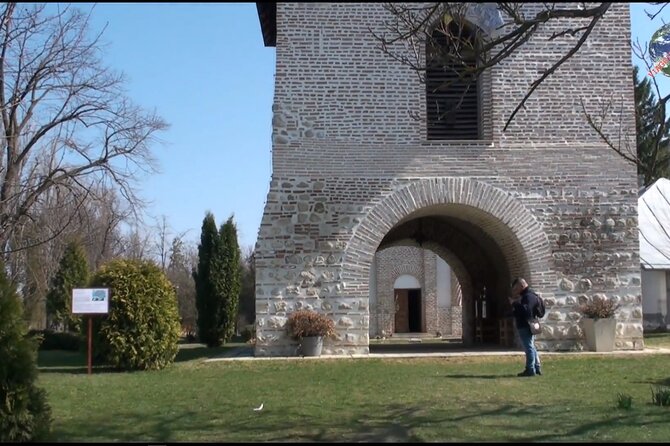 One-Day Vlad the Impaler Royal Court Private Tour from Bucharest - Stop 5: Vidraru Dam, Lake Vidraru, and the drive back to Bucharest